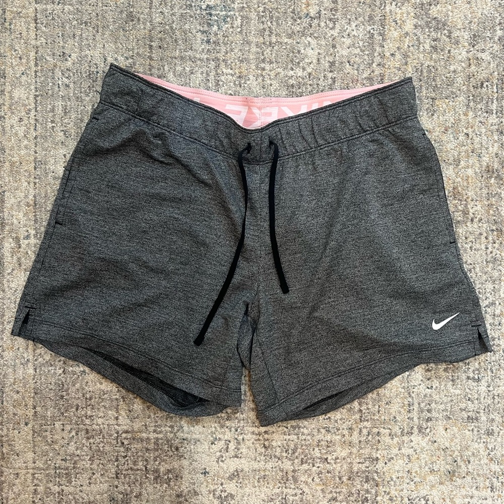 Nike dry fit loose shorts